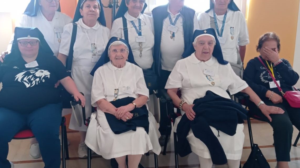 LORETO – Un bel gruppo di Chivasso al pellegrinaggio Oftal alla Santa Casa