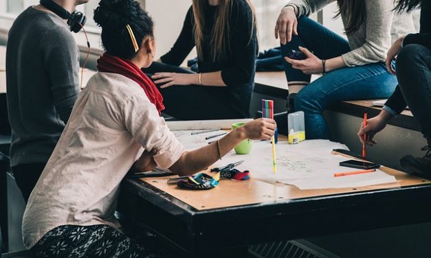 Ragazzi con poche competenze, dalla scuola e… dalla vita!