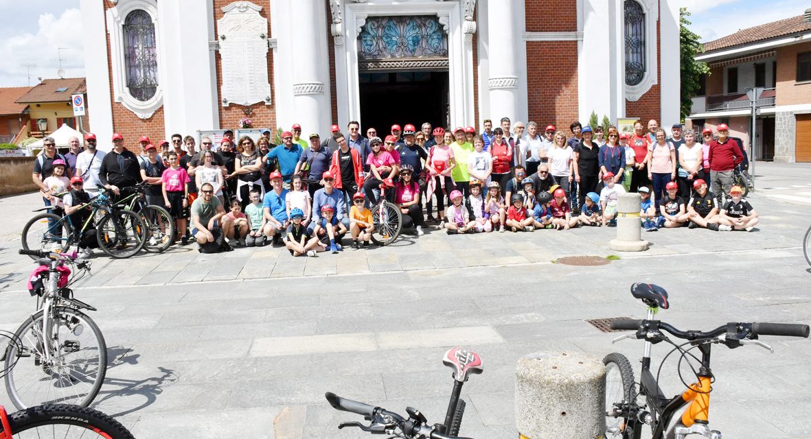 CHIVASSESE – Festa di fine anno catechistico. In tanti alla biciclettata con S. Messa al parco del Sabiuné.