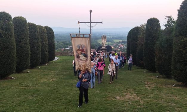 CUCEGLIO – Il Vescovo Daniele chiude il Mese Mariano al Santuario dell’Addolorata