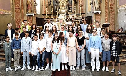 CAREMA – Ventisette ragazzi e ragazze ricevono la Cresima dal Vescovo Daniele