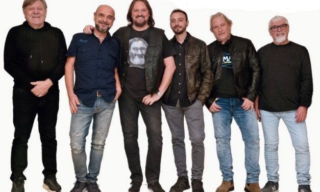 VILLAREGGIA – Al Campo sportivo atteso il concerto dei Nomadi