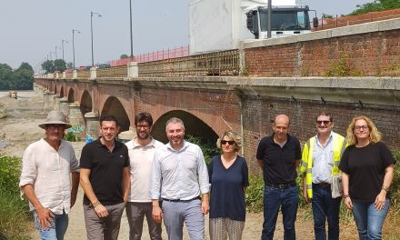 COMUNINLINEA – Sopralluoghi del Vicesindaco Suppo e del Consigliere Gavazza al ponte che collega Verrua Savoia con Crescentino