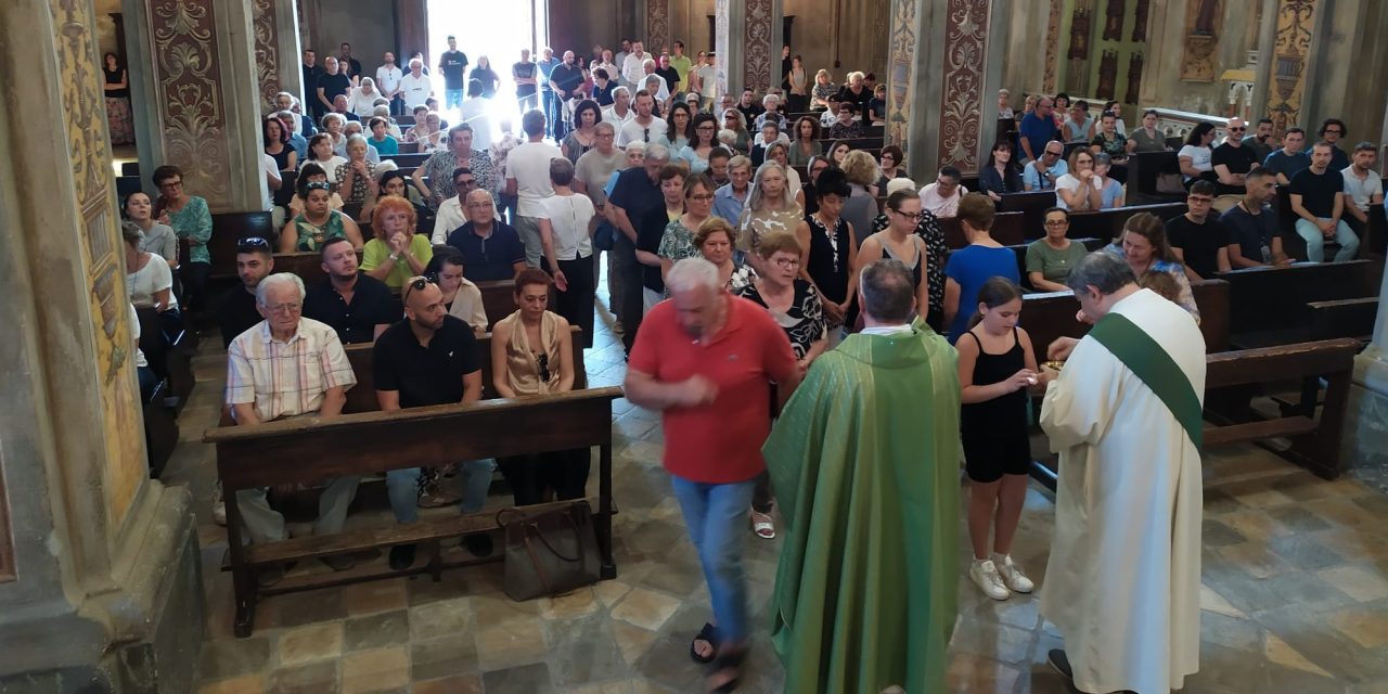 MAZZE’ – Chiesa gremita nel ricordo di Jacopo Peretti – Nel giorno di “settima” dalla scomparsa