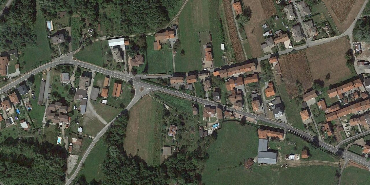 ASSISTENZA TECNICA AI COMUNI – Un nuovo marciapiede per mettere in sicurezza la provinciale 68 a Lessolo