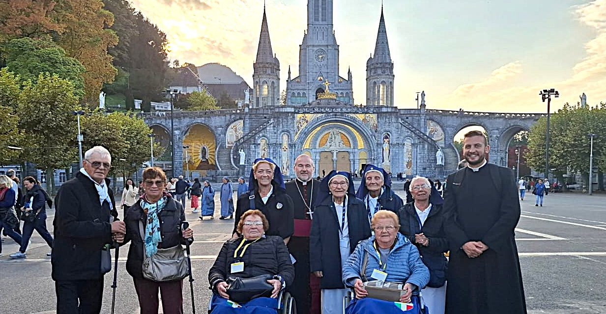 LOURDES / 2 – Pellegrinaggio interdiocesano Oftal presieduto dal Vescovo Mons. Daniele Salera
