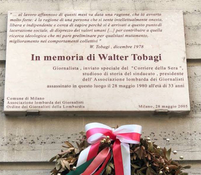 Due pietre, una città (di Filippo Ciantia)