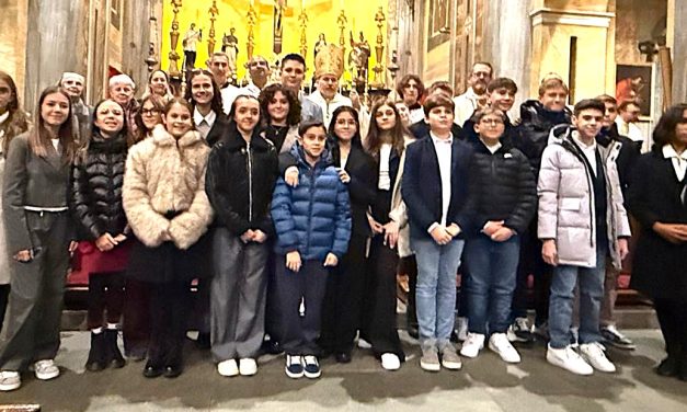 RIVAROLO CANAVESE – Il secondo gruppo di Cresimandi riceve il Sacramento della Confermazione