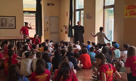 Vicini ai giovani con un annuncio d’amore