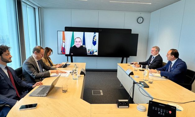 TORINO E PIEMONTE – Candidatura per sperimentare, primi in Europa, la guida autonoma in città e per le applicazioni dell’intelligenza artificiale alla Sanità