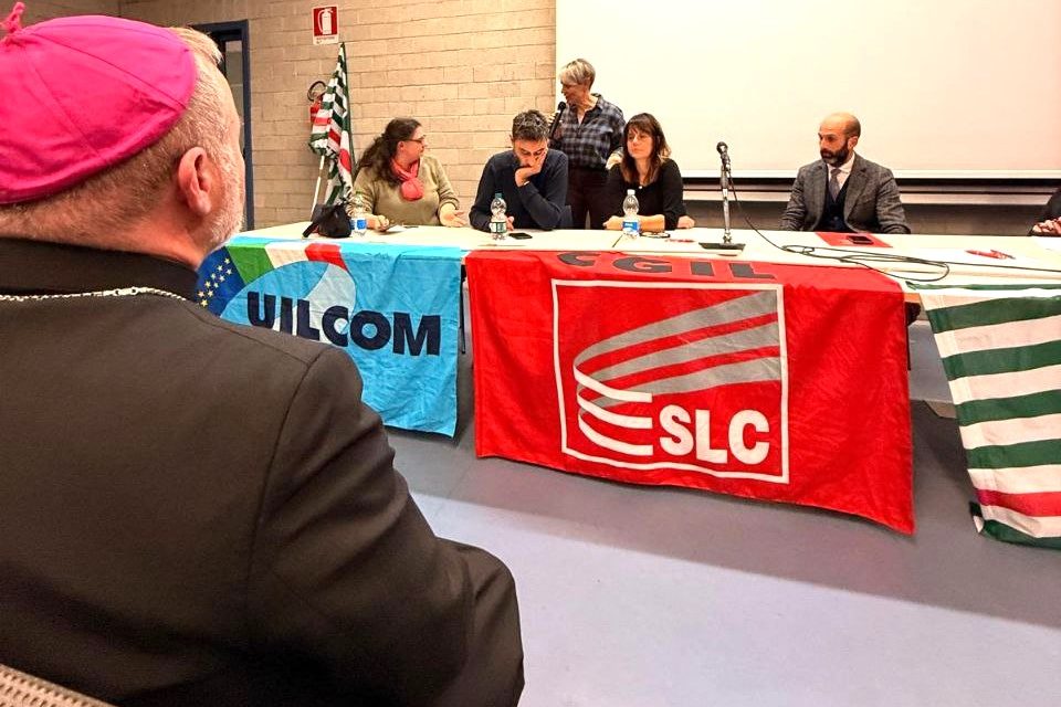 IVREA – Il 13 gennaio sciopero e manifestazione per il futuro dei lavoratori di Konecta