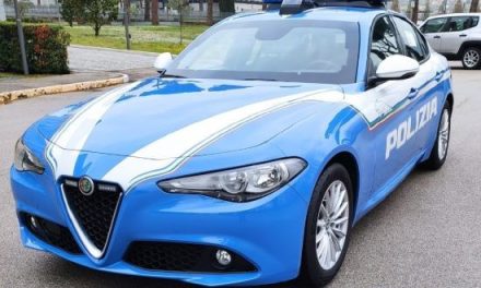 Ivrea: esagitato colpisce un’auto e oppone resistenza agli agenti. Arrestato dalla polizia.