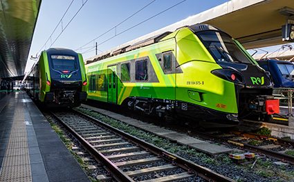 Regionale Piemonte: consegnato nuovo treno elettrico