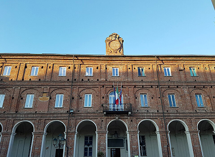 Santa Chiara: monasteri e piazze, una storia di fede che ha segnato in modo duraturo Ivrea e Chivasso (di Francesco Mosetto)