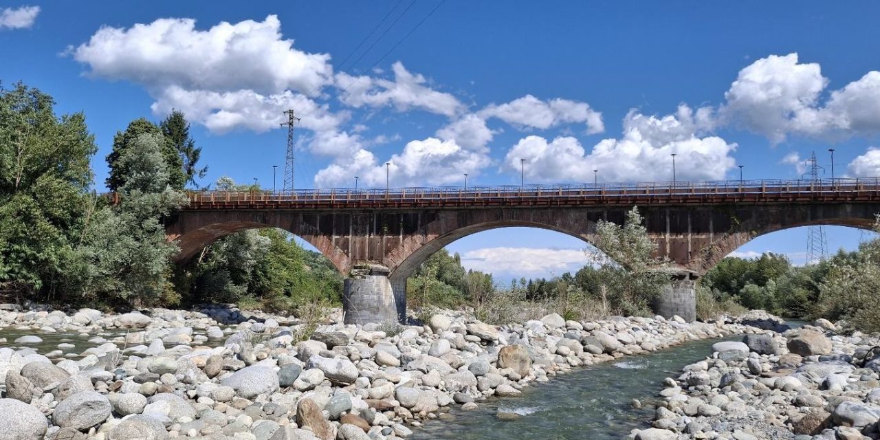 Inizia la manutenzione del ponte storico a Cuorgnè