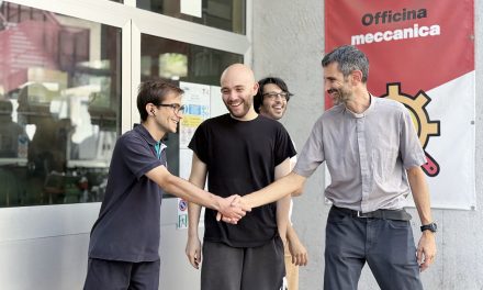 Il lavoro ai nostri giorni: la fabbrica sta cambiando, ma la comunità resta